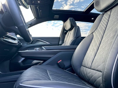 2027 Cadillac LYRIQ Signature Sport