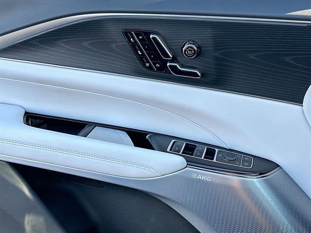 2026 Cadillac LYRIQ Signature Sport