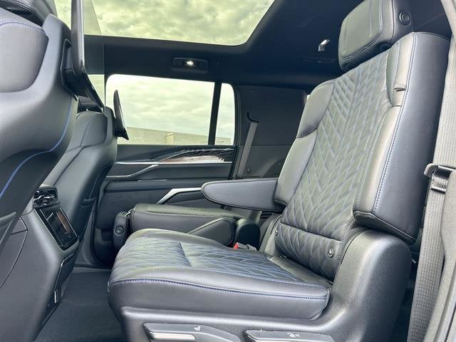 2026 Cadillac ESCALADE IQL Luxury