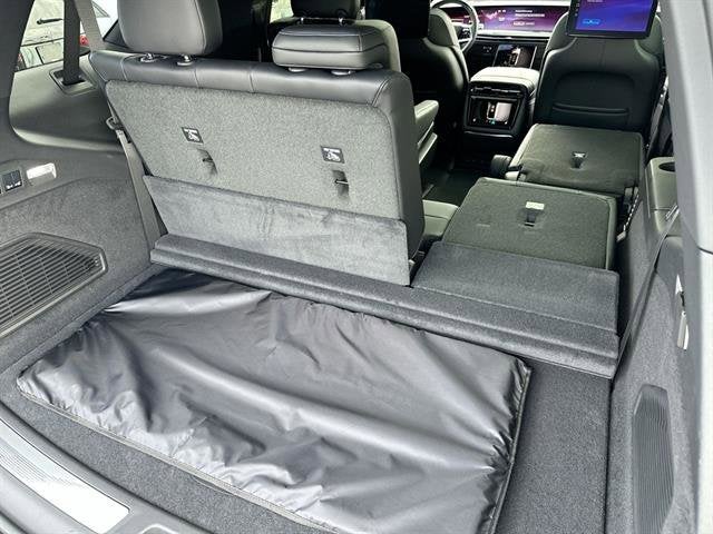 2026 Cadillac ESCALADE IQL Luxury