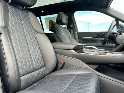 2026 Cadillac ESCALADE IQL Luxury