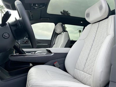 2026 Cadillac ESCALADE IQL Sport