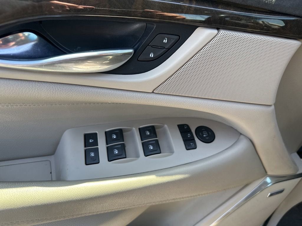 2018 Cadillac Escalade Luxury
