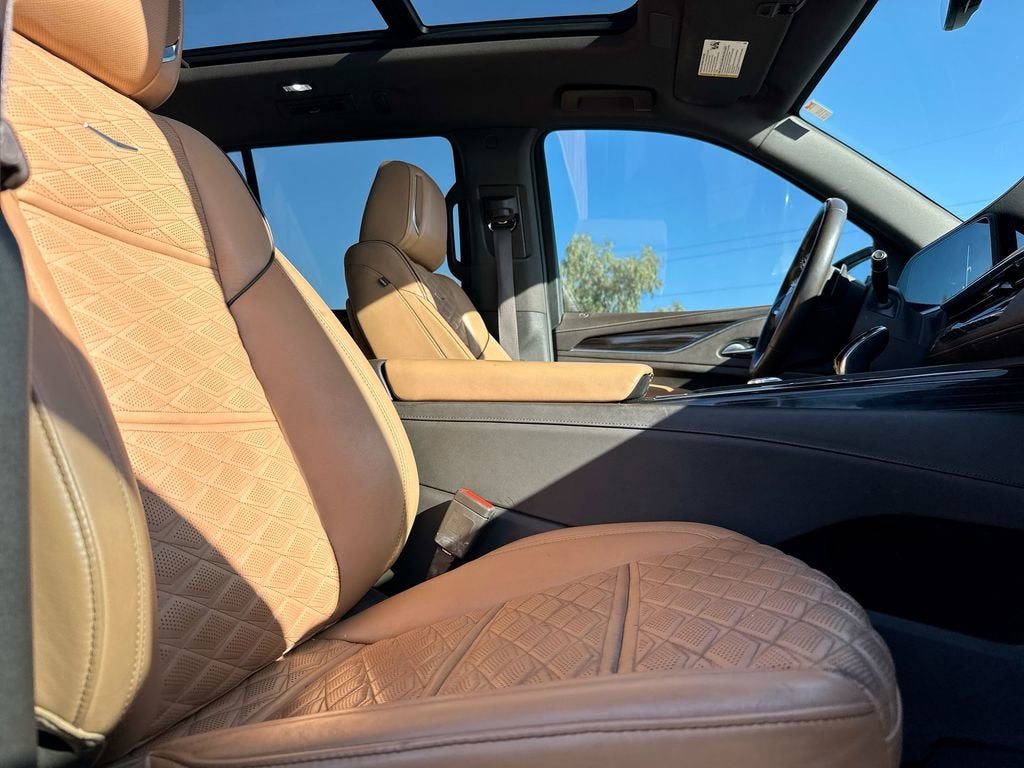 2022 Cadillac Escalade Premium Luxury