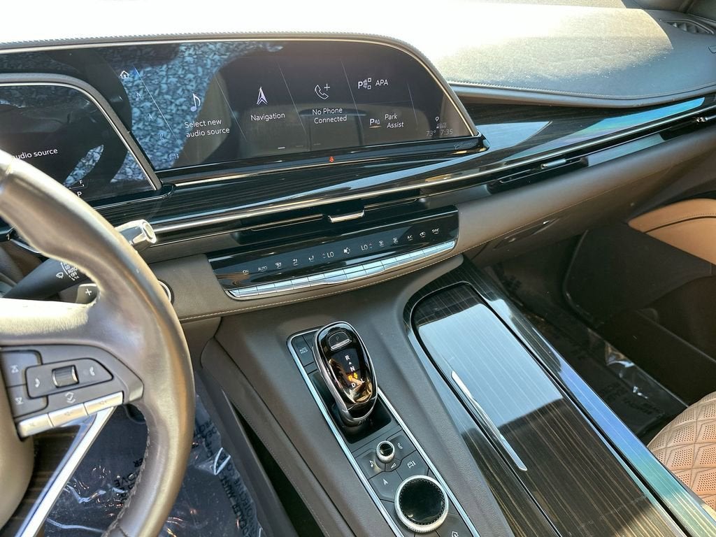 2022 Cadillac Escalade Premium Luxury