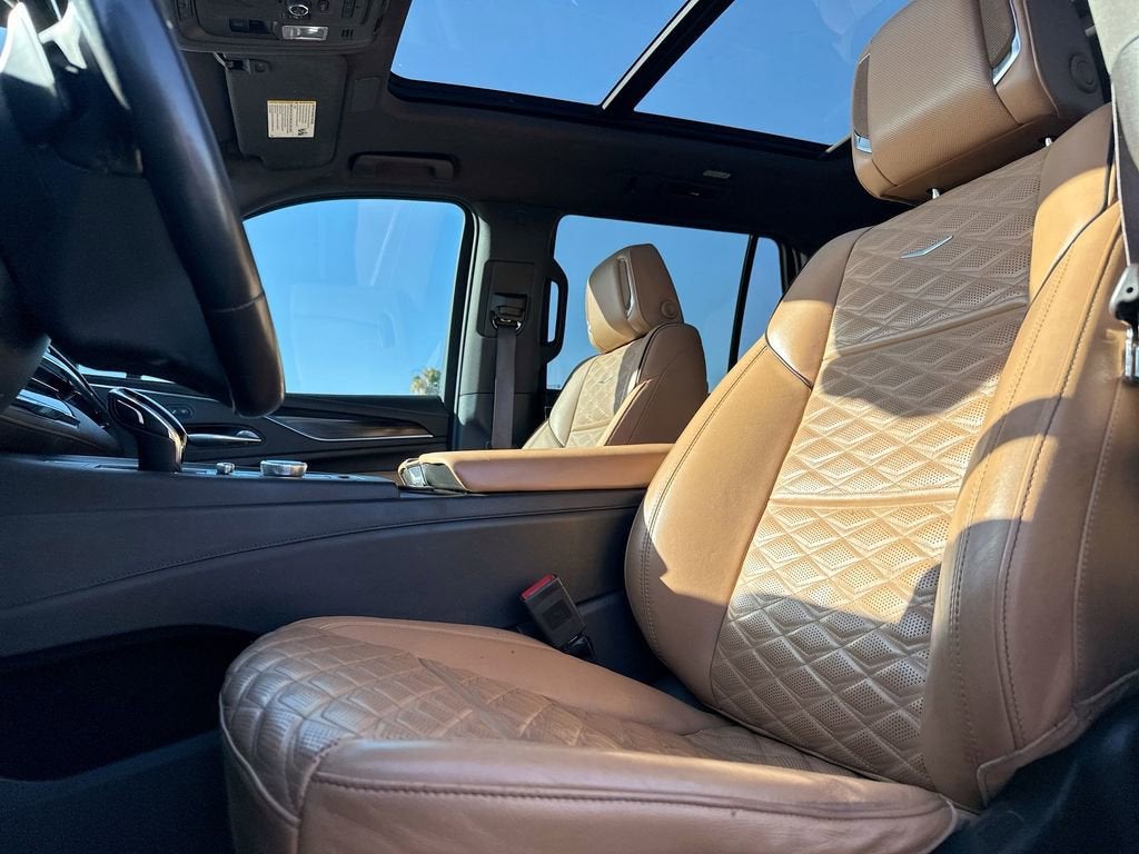 2022 Cadillac Escalade Premium Luxury