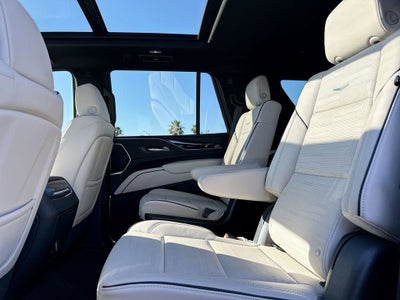 2024 Cadillac Escalade Sport