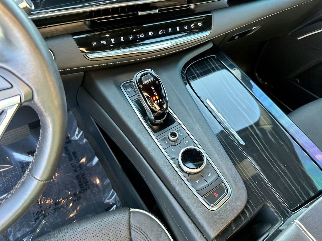2023 Cadillac Escalade Sport