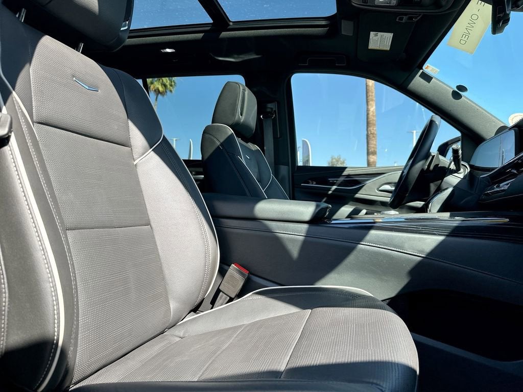 2024 Cadillac Escalade Sport