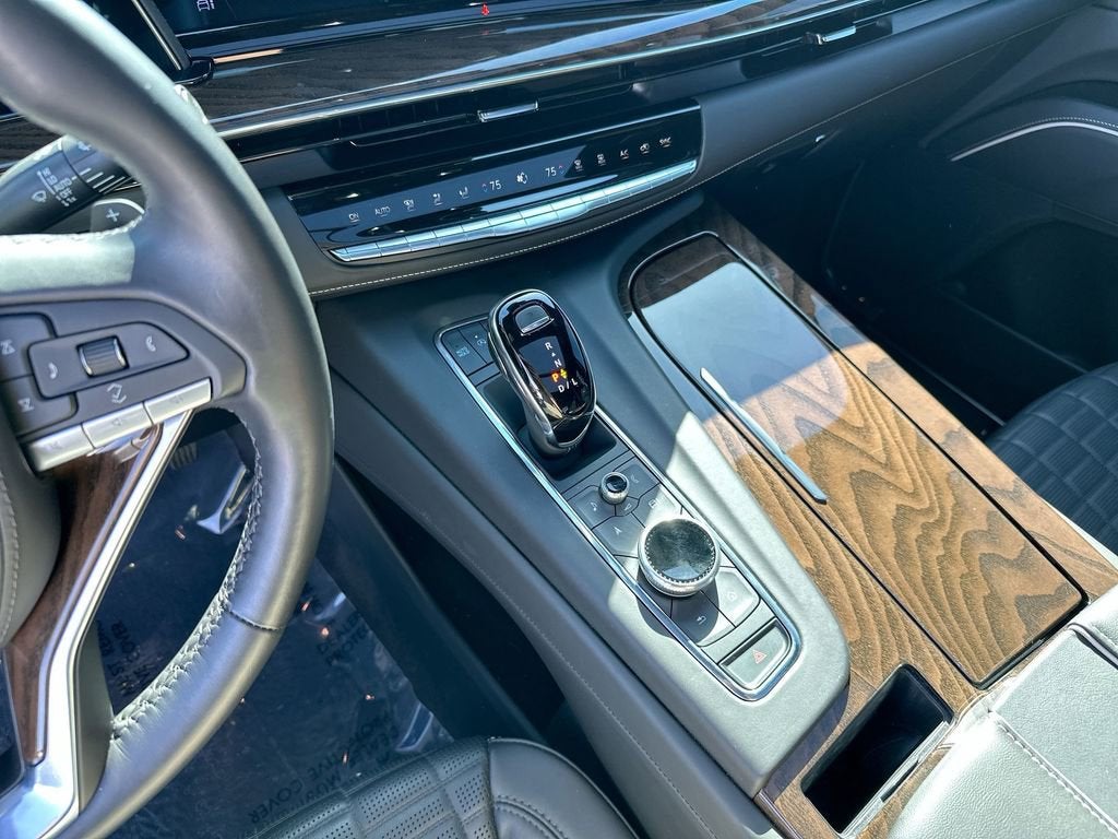 2024 Cadillac Escalade Sport Platinum