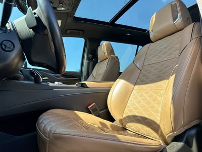 2022 Cadillac Escalade ESV Premium Luxury