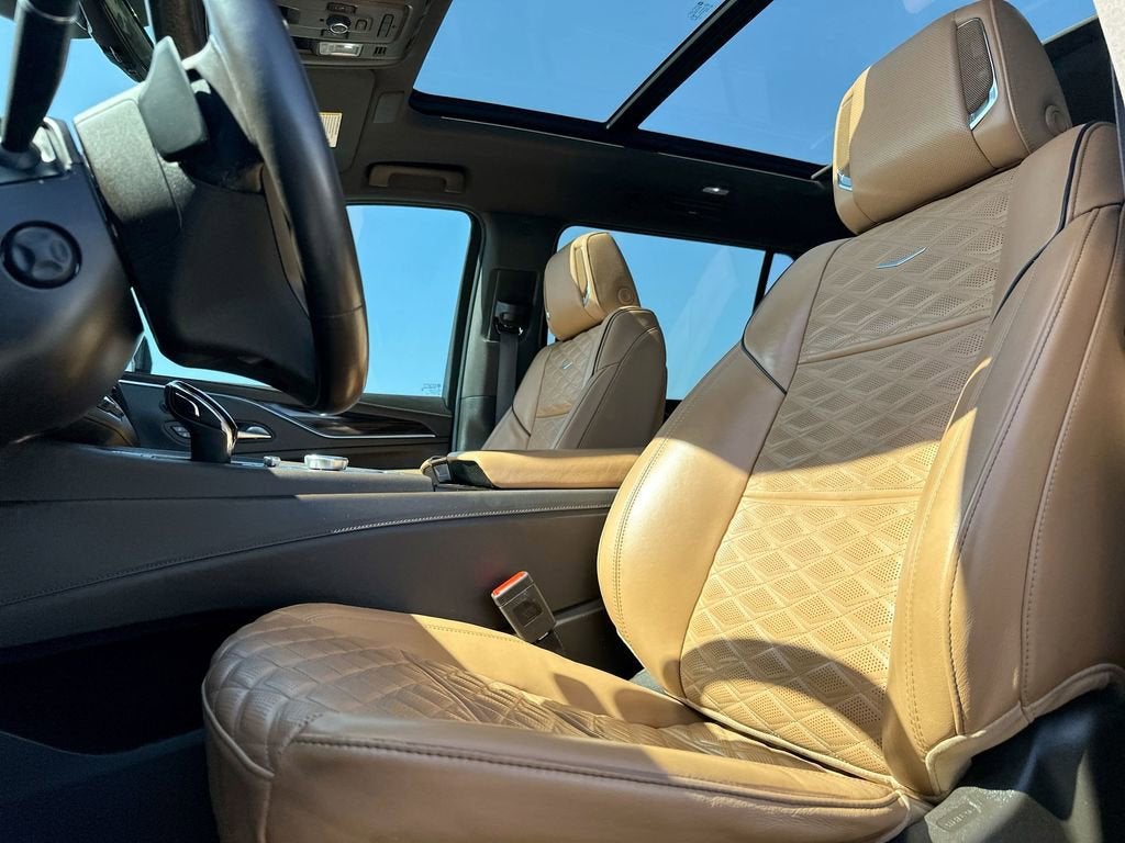 2022 Cadillac Escalade ESV Premium Luxury