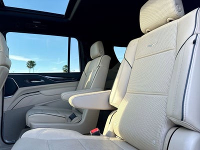 2022 Cadillac Escalade ESV Premium Luxury