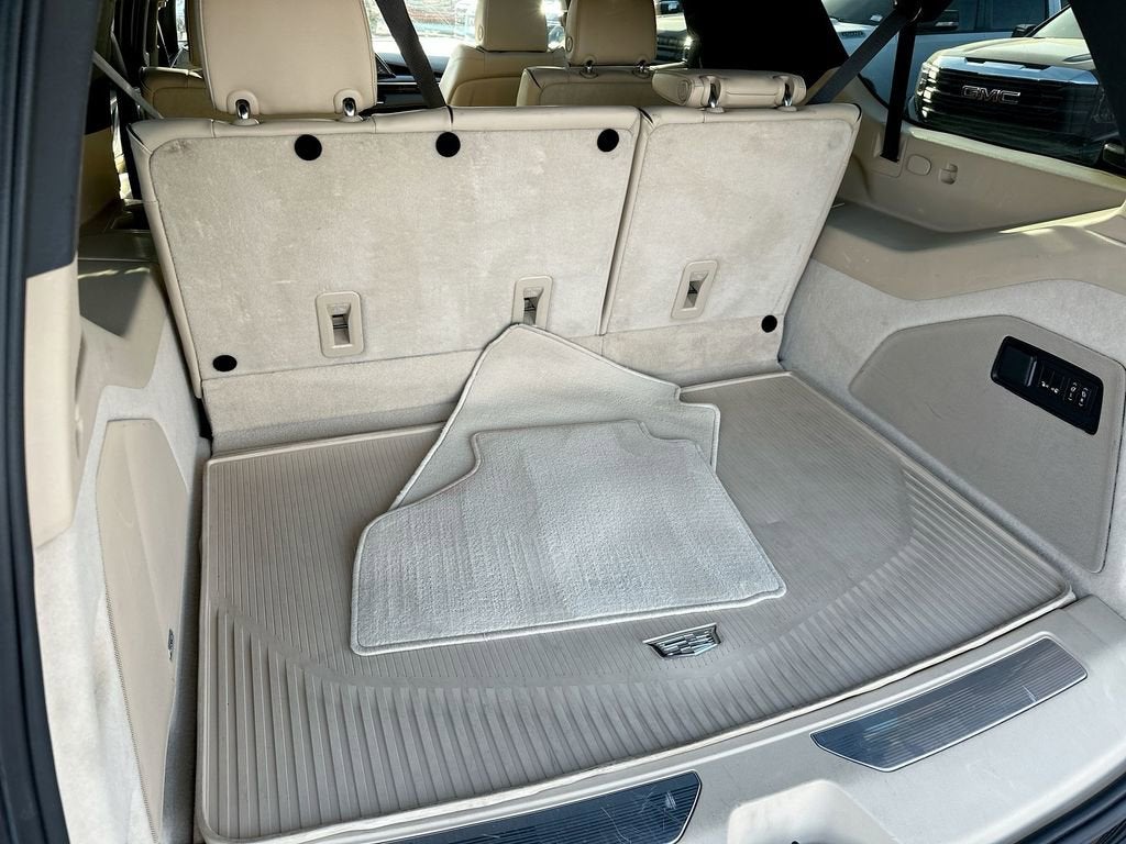 2022 Cadillac Escalade ESV Premium Luxury