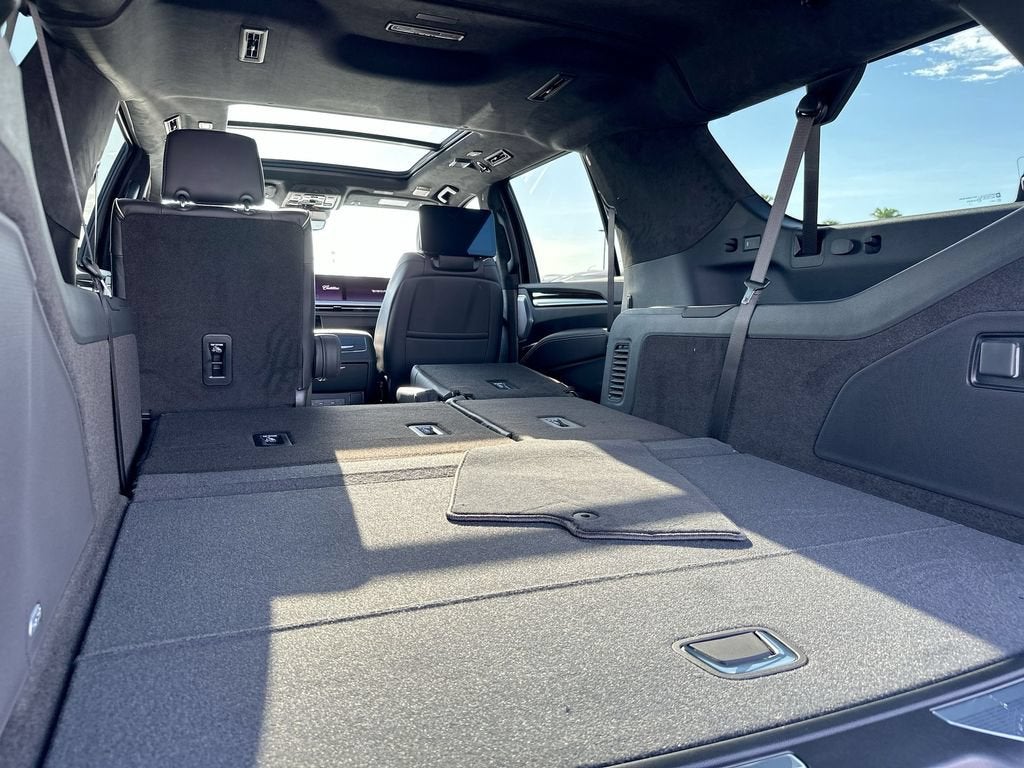 2026 Cadillac Escalade ESV Platinum Sport