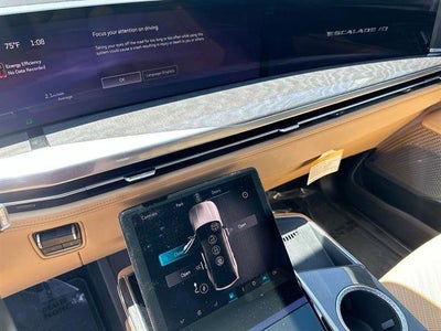 2025 Cadillac ESCALADE IQ Sport 2