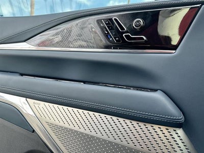 2025 Cadillac ESCALADE IQ Sport 2