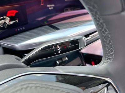 2025 Cadillac ESCALADE IQ Sport 2