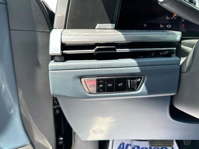 2025 Cadillac ESCALADE IQ Sport 2