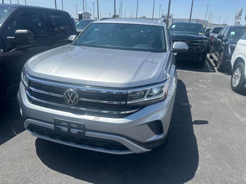 2022 Volkswagen Atlas Cross Sport 2.0T SE w/Technology