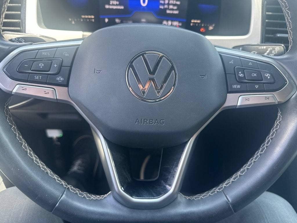 2022 Volkswagen Atlas Cross Sport 2.0T SE w/Technology