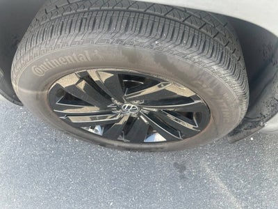 2022 Volkswagen Atlas Cross Sport 2.0T SE w/Technology