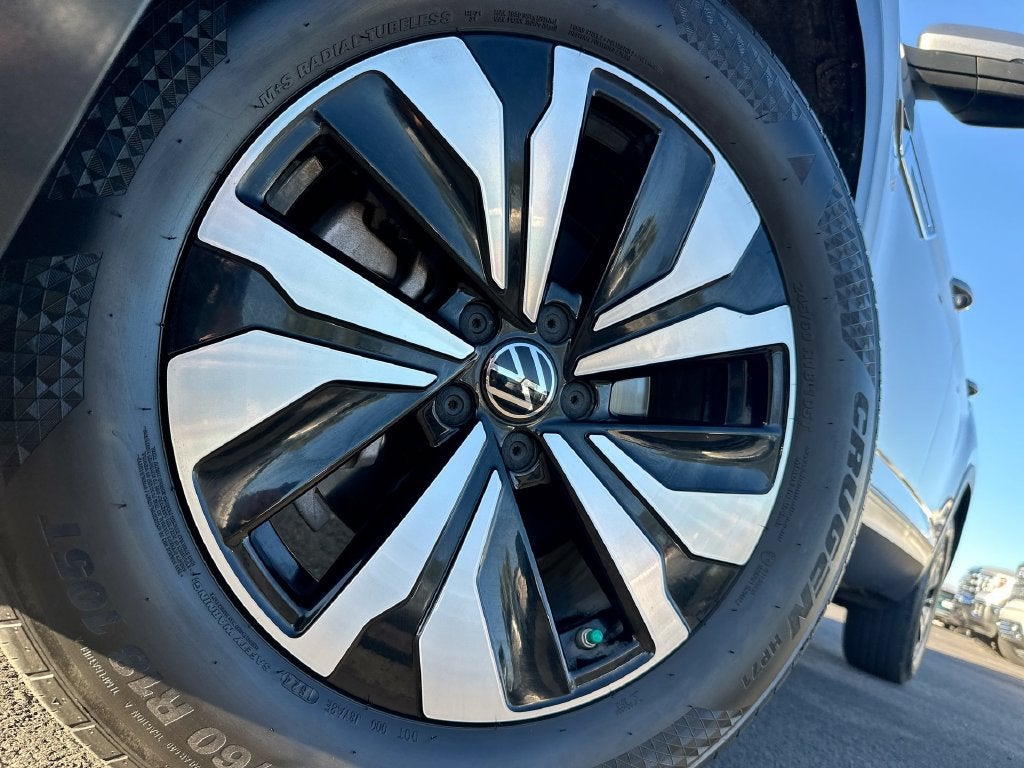 2024 Volkswagen Atlas Cross Sport 2.0T SE