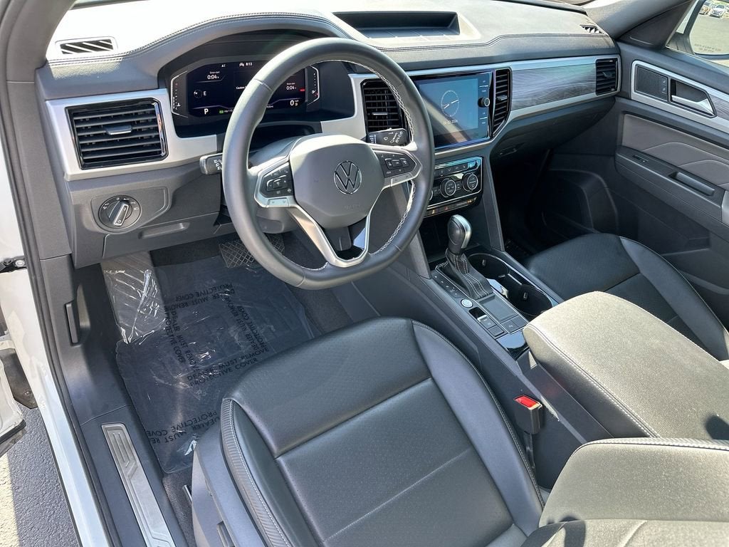 2022 Volkswagen Atlas Cross Sport 2.0T SE w/Technology