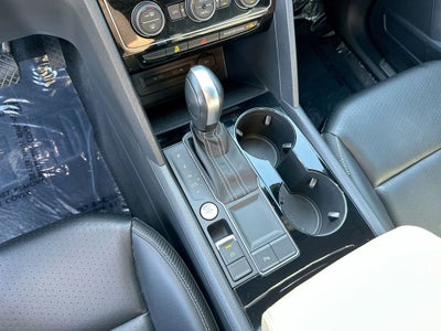 2022 Volkswagen Atlas Cross Sport 2.0T SE w/Technology