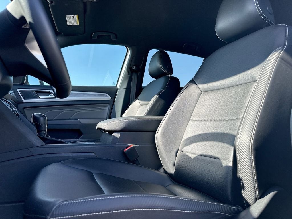 2022 Volkswagen Atlas Cross Sport 2.0T SE w/Technology