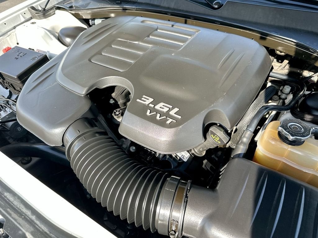 2017 Chrysler 300 300C