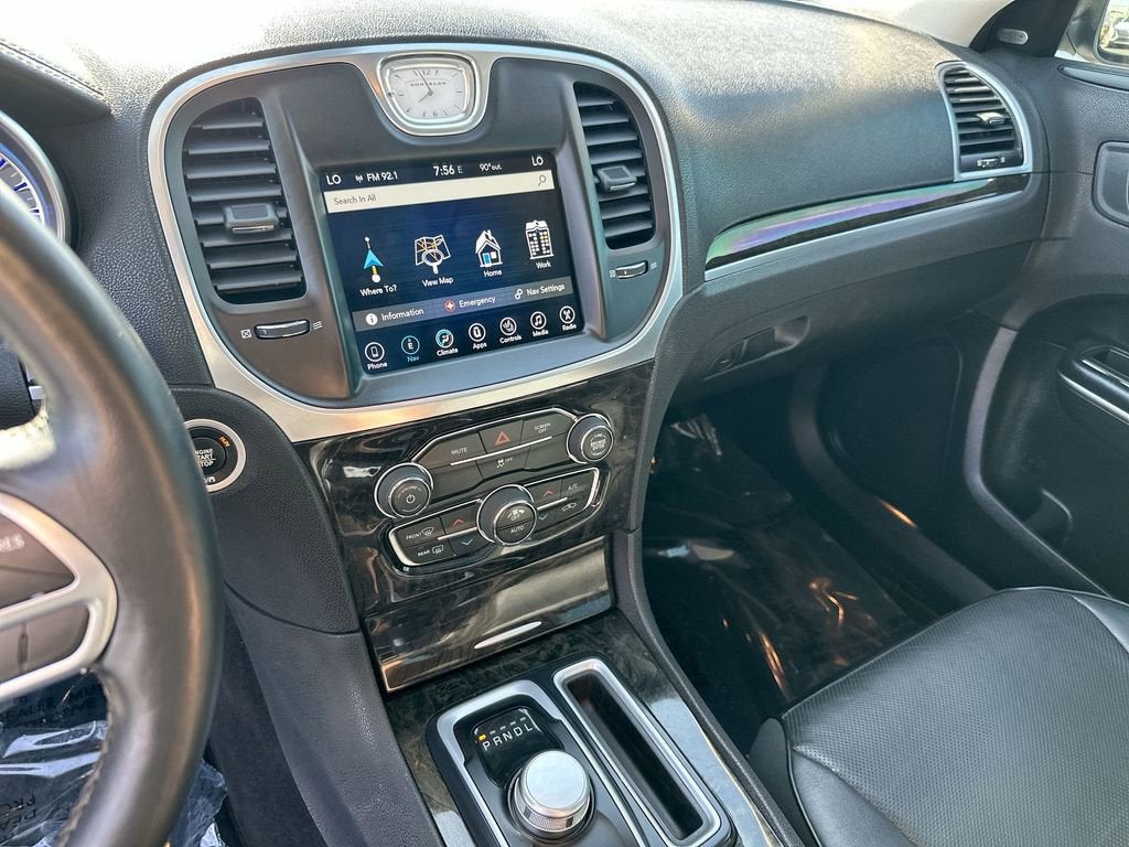 2017 Chrysler 300 300C