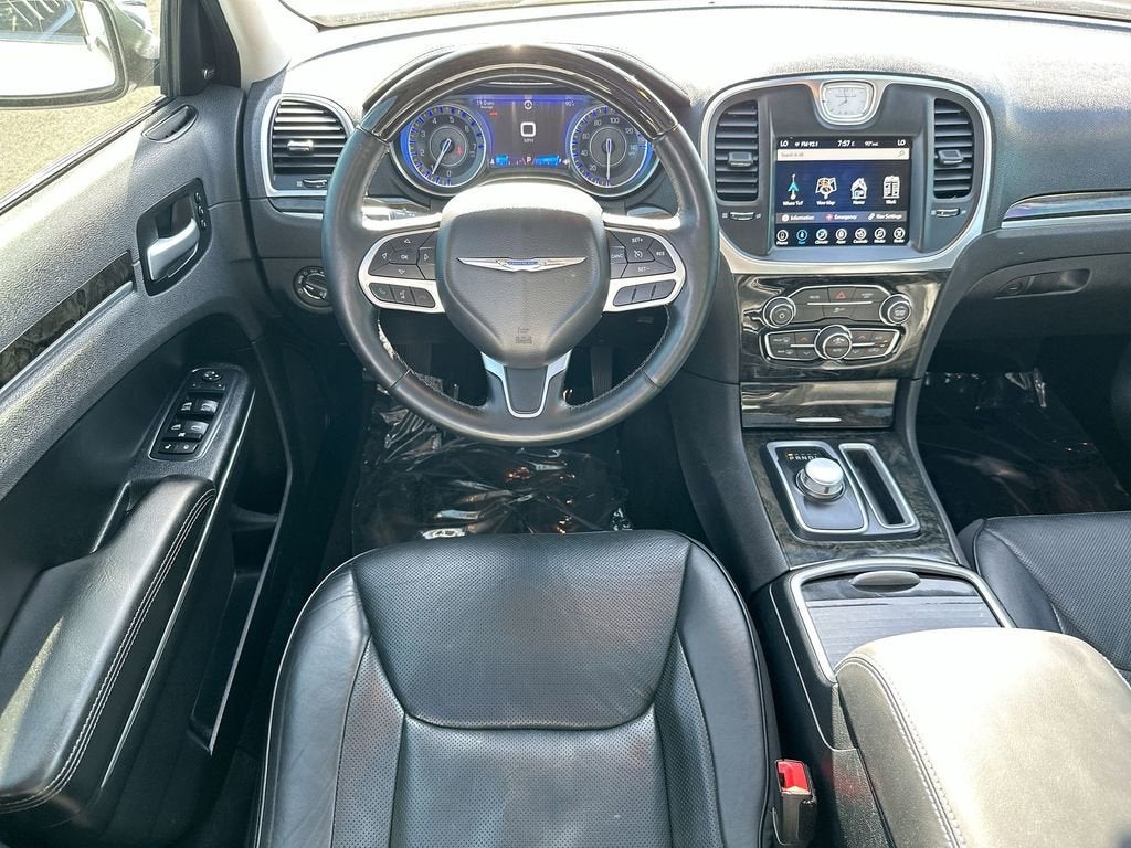 2017 Chrysler 300 300C