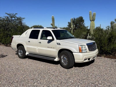 2004 Cadillac Escalade EXT Standard
