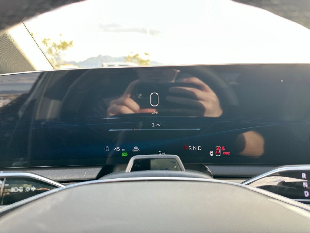 2027 Cadillac OPTIQ Luxury
