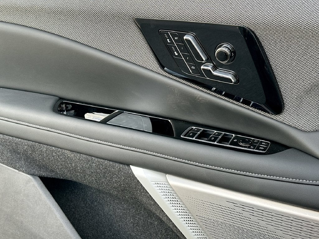 2027 Cadillac OPTIQ Luxury