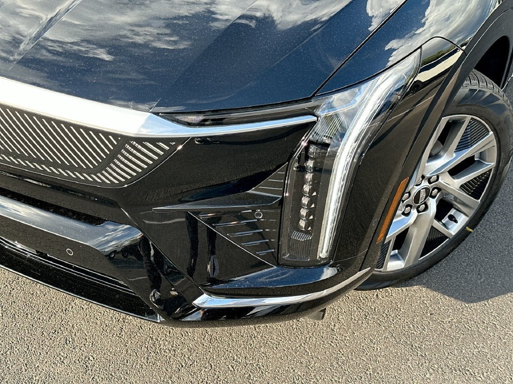 2027 Cadillac OPTIQ Luxury