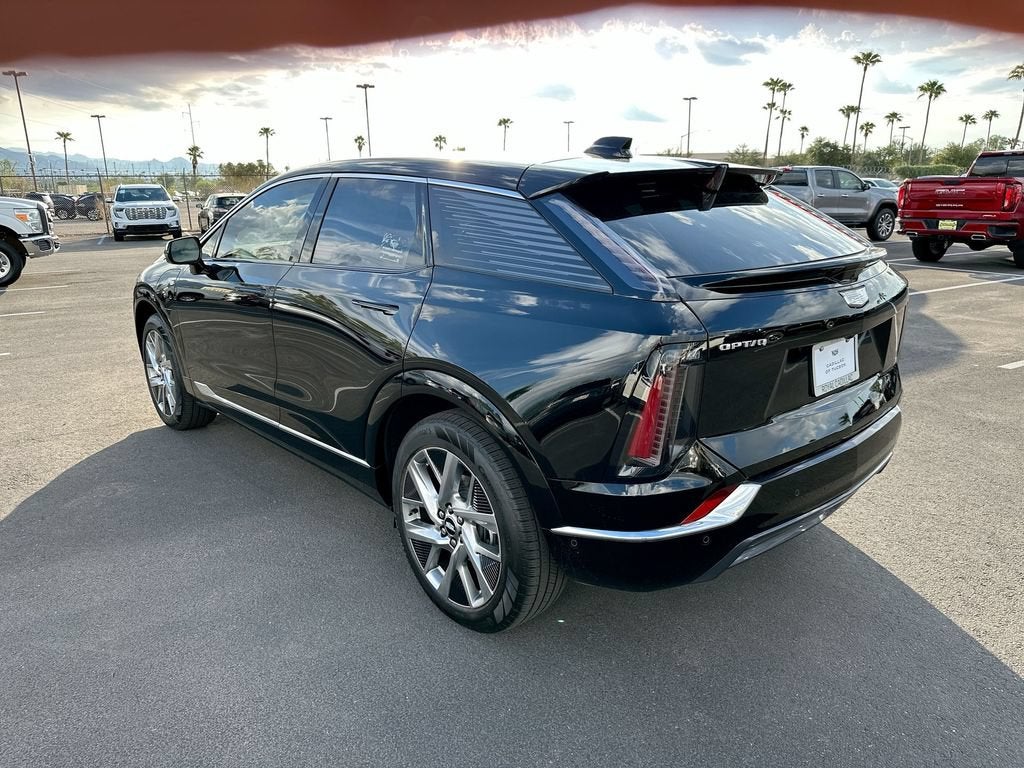 2027 Cadillac OPTIQ Luxury - Photo 6