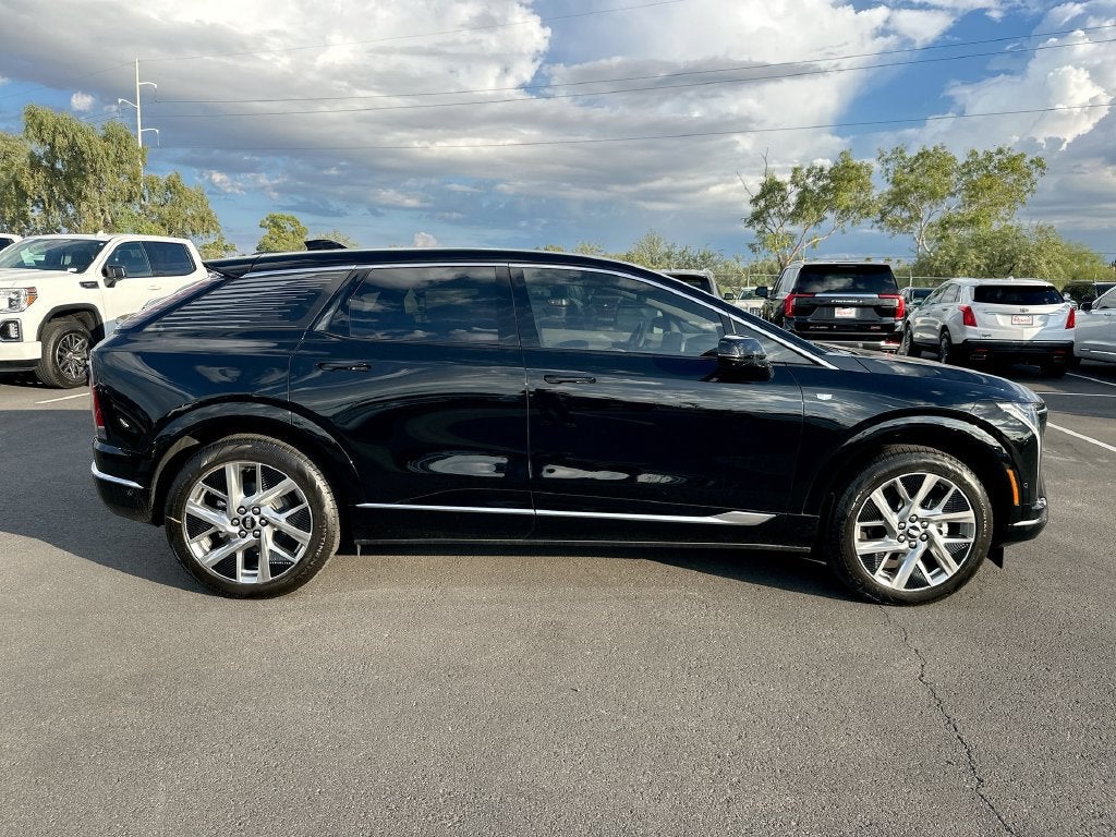 2027 Cadillac OPTIQ Luxury