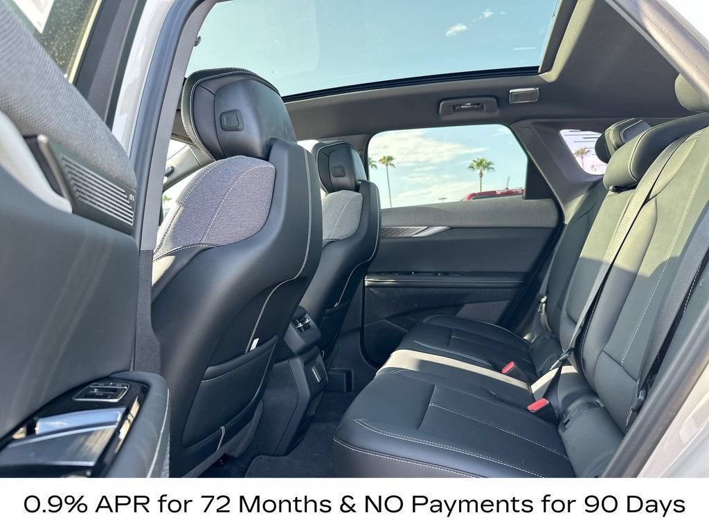 2027 Cadillac OPTIQ Luxury