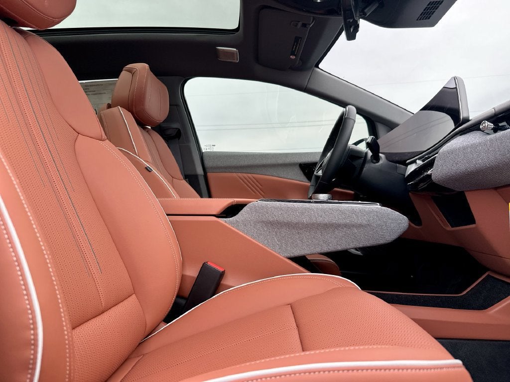 2027 Cadillac OPTIQ Premium Luxury