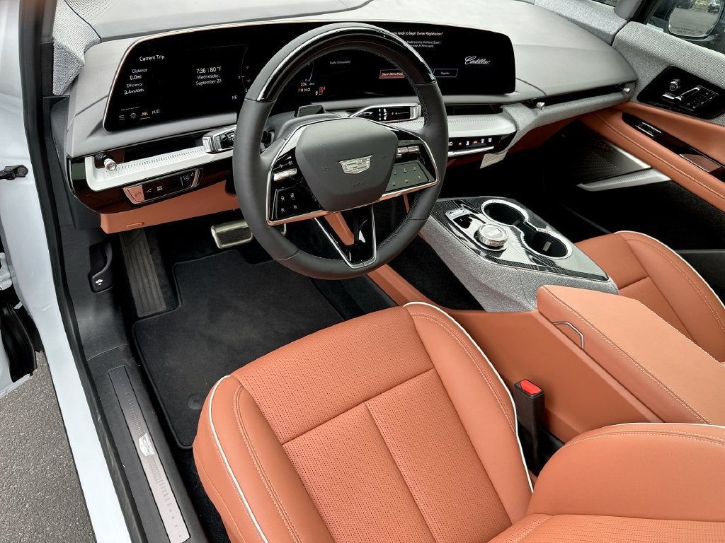 2027 Cadillac OPTIQ Premium Luxury