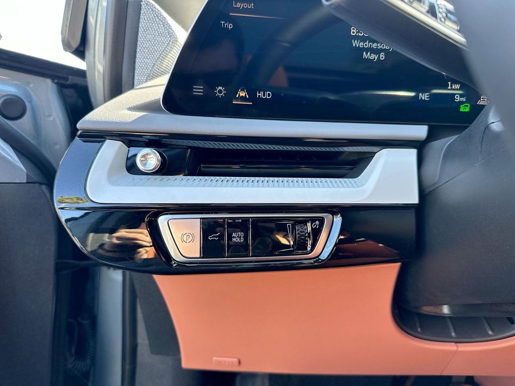 2026 Cadillac OPTIQ Premium Luxury