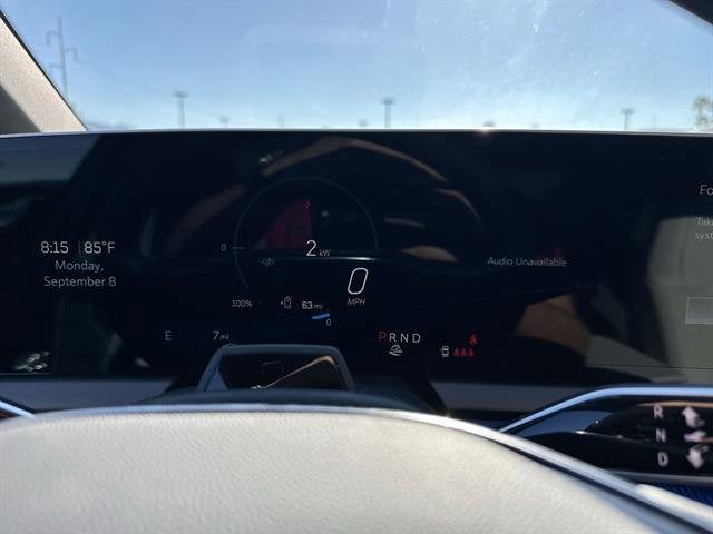 2025 Cadillac OPTIQ Luxury 2