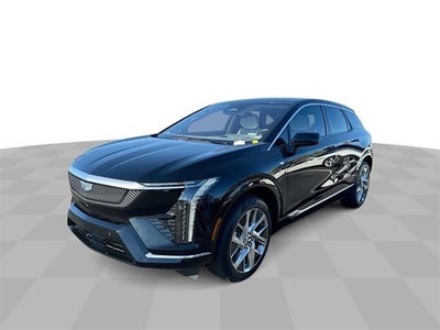 2025 Cadillac OPTIQ Luxury 2