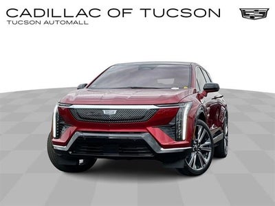 2025 Cadillac OPTIQ Luxury 2