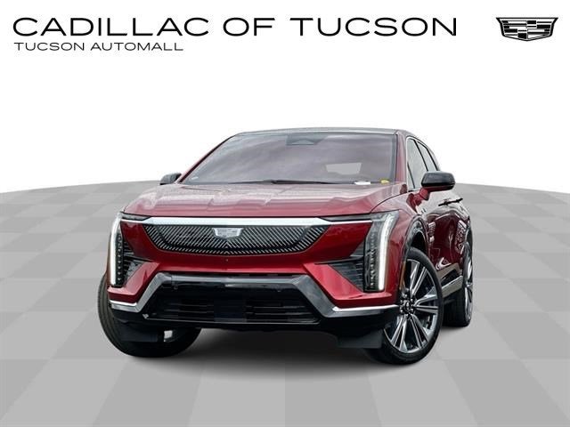 2025 Cadillac OPTIQ Luxury 2