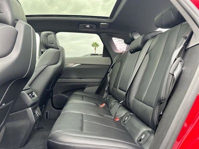 2025 Cadillac OPTIQ Luxury 2