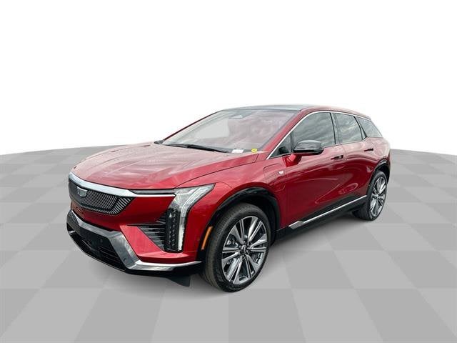 2025 Cadillac OPTIQ Luxury 2