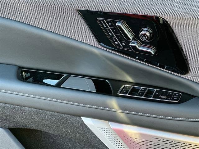 2025 Cadillac OPTIQ Sport 2